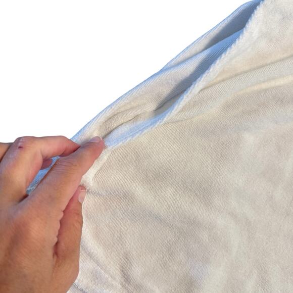 Gap Womens white terry shorts, elastic waist, XL tall - Picture 2 of 4